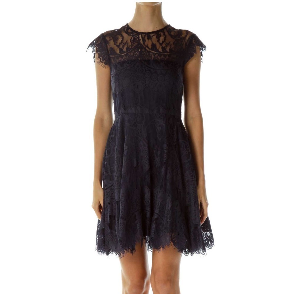 BB Dakota Women's Rihanna Open Back Lace Mini Dress Size 2 Navy Blue